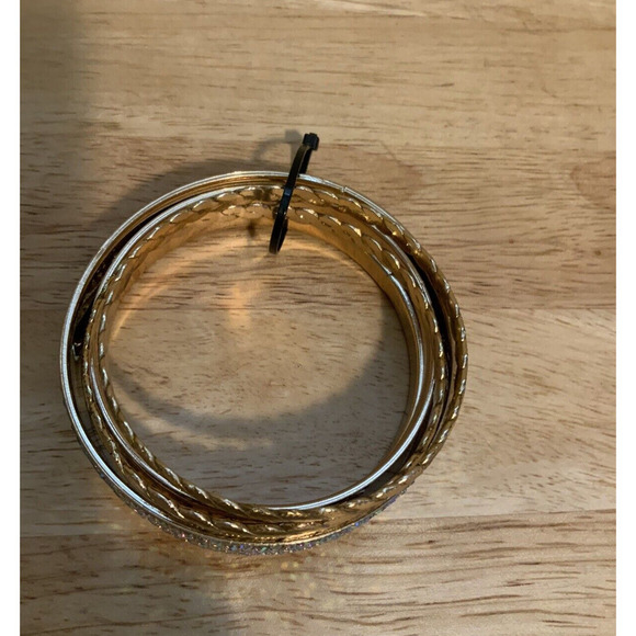 Retro Rhinestone Gold Tone Bangle Carved Bracelet Stackable Circles Set of 5 - Picture 4 of 11